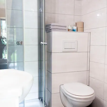 Πανσιόν 11 By Lorenc 3*