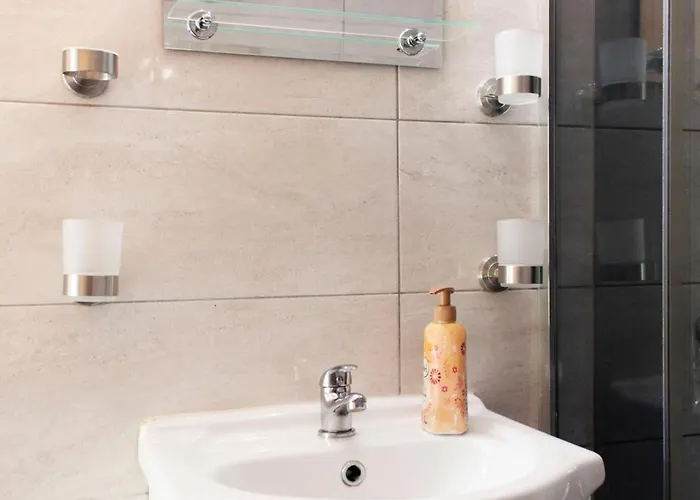 11 By Lorenc Pensionat Berlin