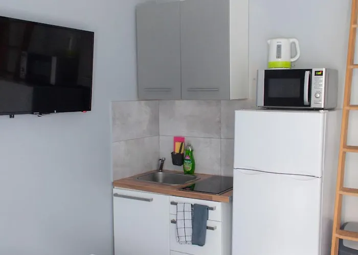 11 By Lorenc Pensionat 3*