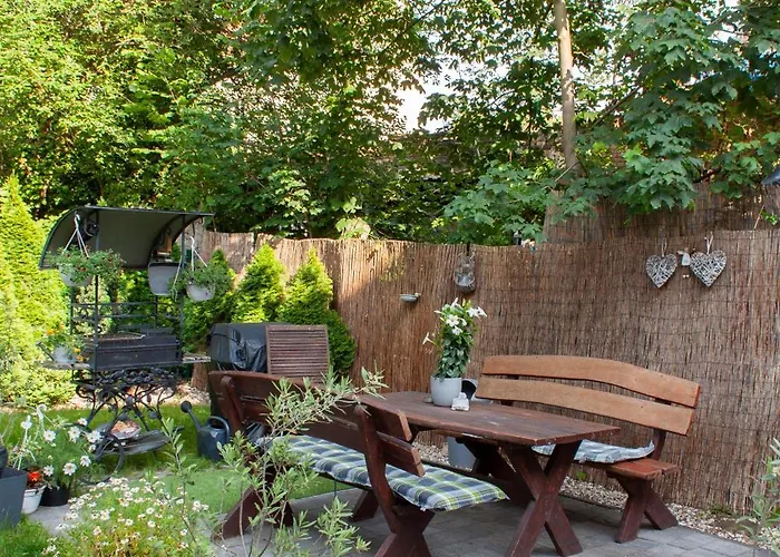 11 By Lorenc Konukevi