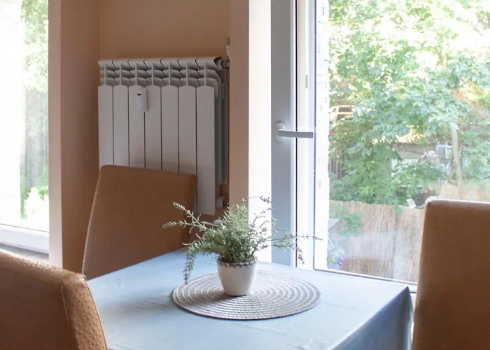 Vendégház 11 By Lorenc Berlin